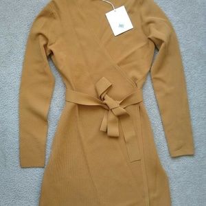 NWT Diane von Furstenberg Knit Wrap Dress